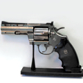 Colt  Pyton 357 Magnum - сувенирная зажигалка -прикольный подарок.